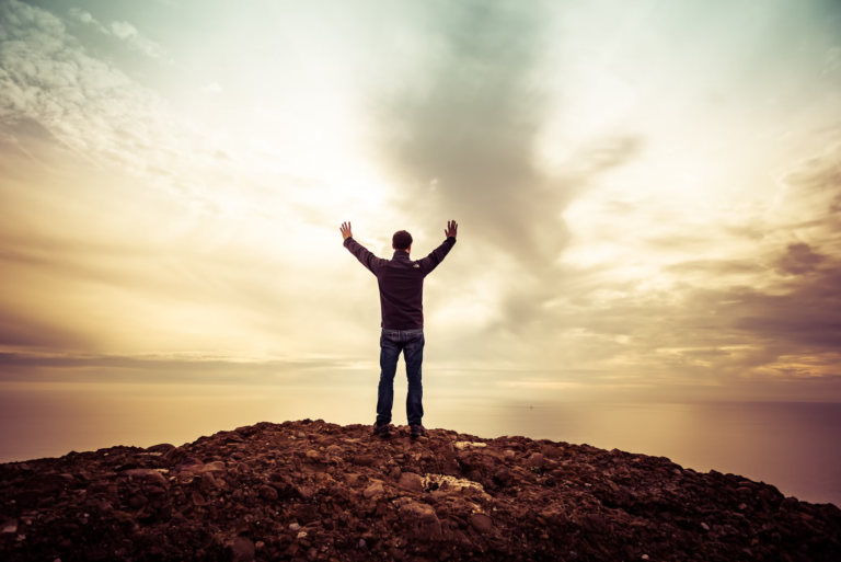 Comment Attirer la Faveur de Dieu dans Sa Vie : Un Guide Pratique