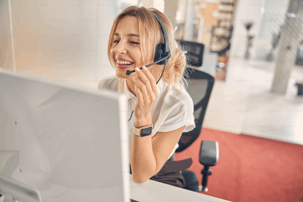 Comment bien choisir son casque micro pour télétravail ? Le guide ultime 2025