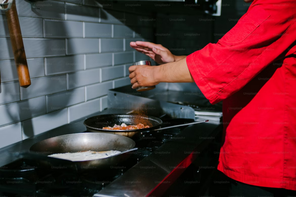 Comment cuisiner plus vite sans passer des heures en cuisine ?