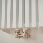 Comment changer un robinet de radiateur sans vidanger : la méthode qui vous évite de vider tout le circuit