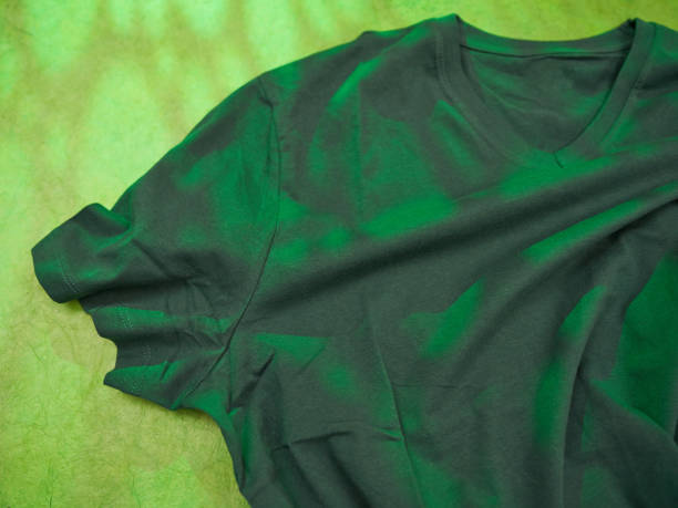 Comment enlever un flocage sur un maillot : toutes les méthodes qui marchent vraiment